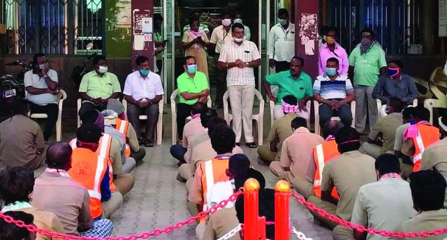 ಪೌರ ಕಾರ್ಮಿಕರ ಸೇವಾ ಕಾರ್ಯ ಶ್ಲಾಘನೀಯ: ಶಾಸಕ ಪೂಜಾರ